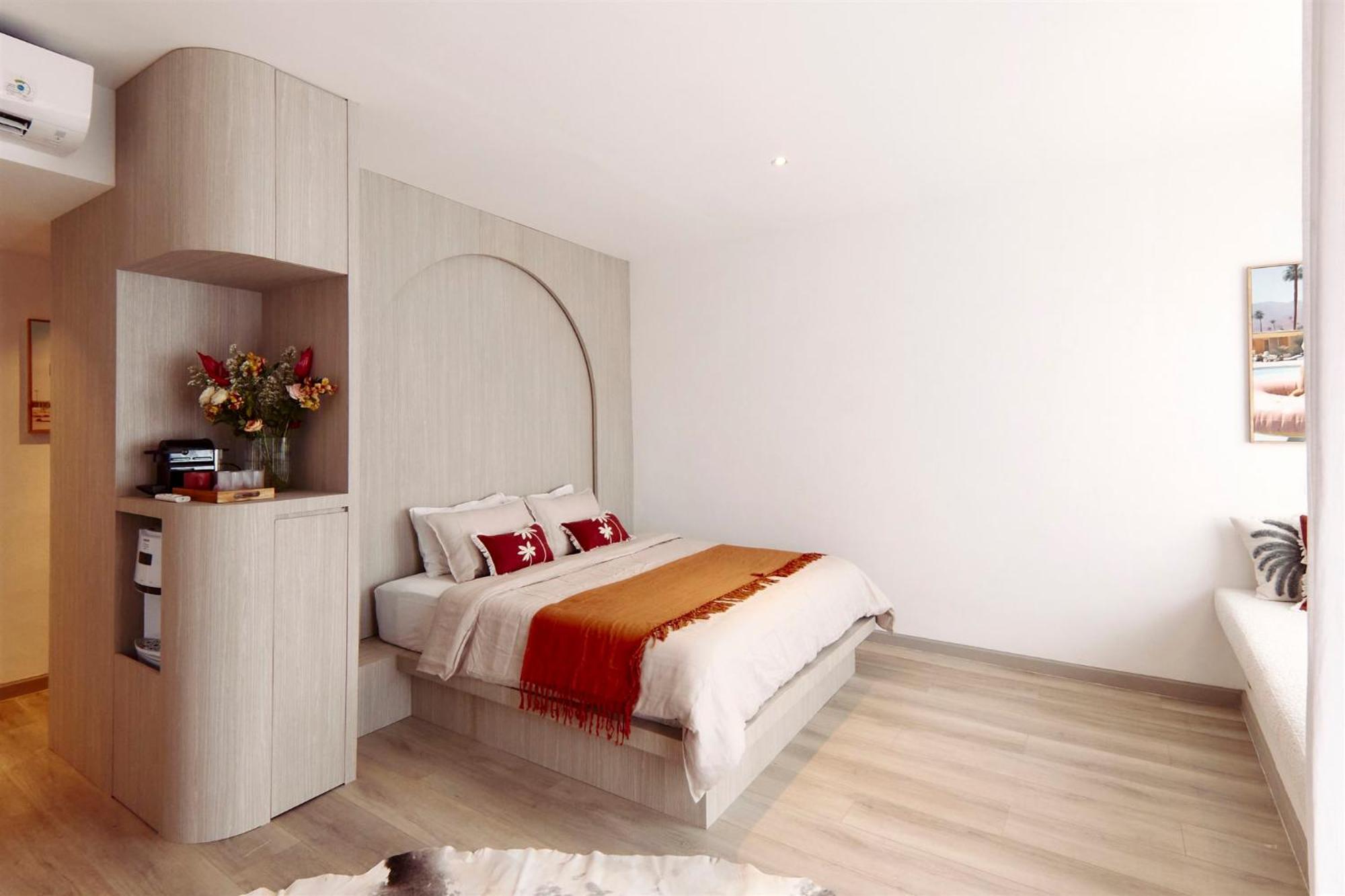 Neon Rose Motel Canggu Εξωτερικό φωτογραφία