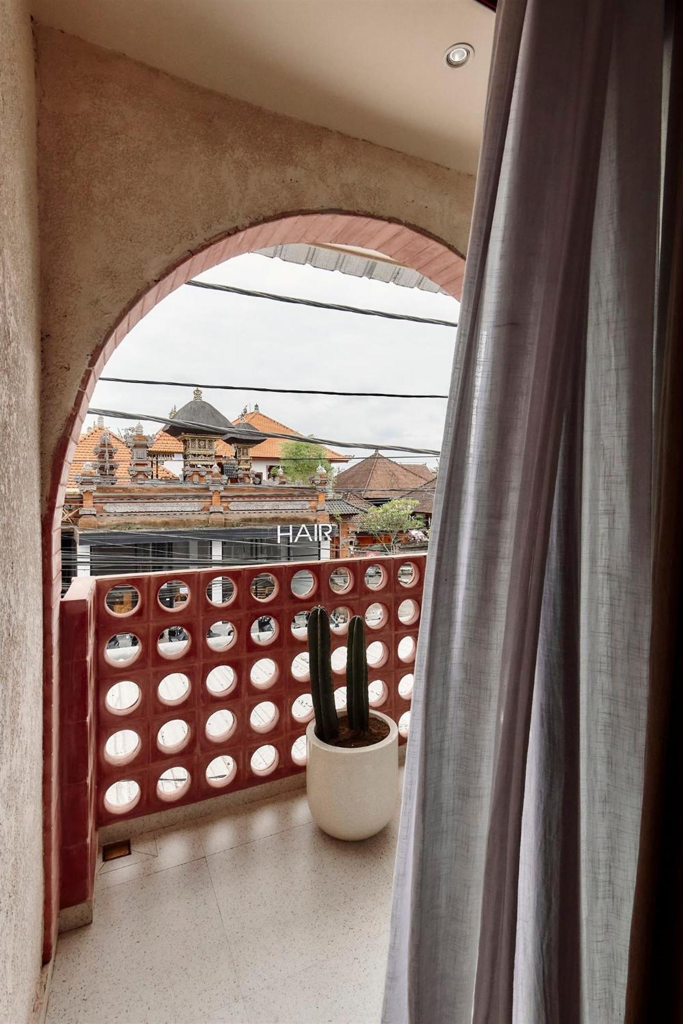 Neon Rose Motel Canggu Εξωτερικό φωτογραφία
